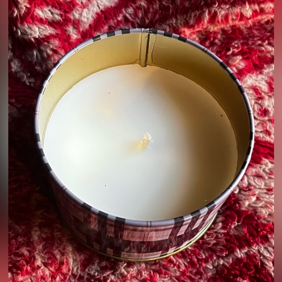 SCENTED CANDLE - Picture 2 of 2